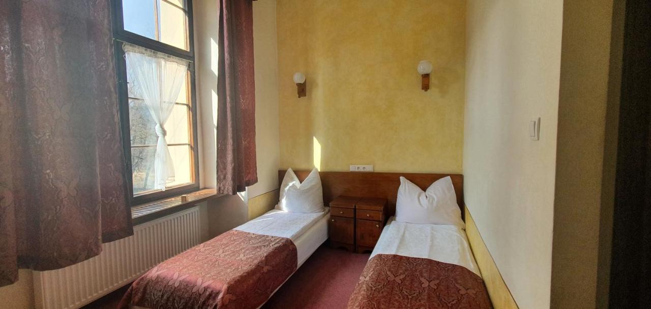 Hotel Zamek Miedzylesie Chambre photo